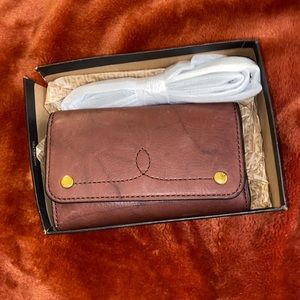 Brand new. Wallet